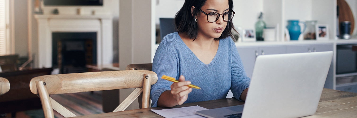 woman writing a pay for delete letter