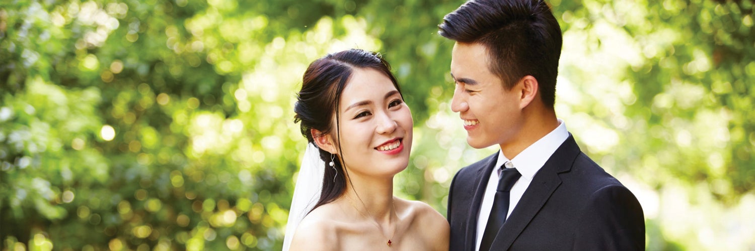 How Does Getting Married Affect Your Credit Score Title Image