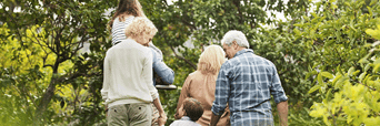 What is the average credit score in 2023?