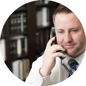 lawyer-on-phone-desktop